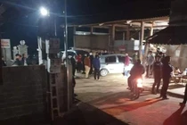 Sau khi xảy ra vụ án mạng, cơ quan chức năng đã huy động khoảng 50 người tham gia việc tìm kiếm, truy bắt hung thủ gây ra vụ án mạng.