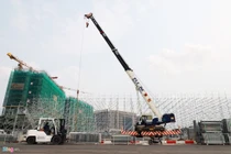 Tháo dỡ khán đài F1 Hà Nội vì tạm hoãn đua xe