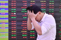 Bảng giá chứng khoán lại 'đơ' 2 tiếng