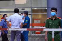 Cán bộ công an ở TP.HCM bị tổn thương phổi