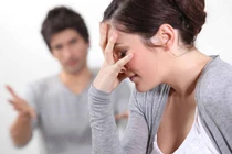 Chồng nhờ người đứng tên mua đất