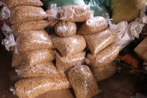  4 doanh nghiệp bán hạt điều gia súc cho người dùng