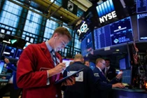 Mỹ lùi ngày áp thuế với một số sản phẩm từ Trung Quốc