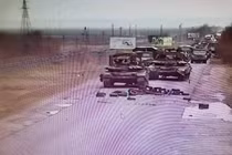 Quân đội Nga tăng cường bao vây phong tỏa các khu định cư, mở hành lang nhân đạo