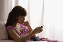 Vợ hờ hững với chồng, thích nói chuyện trong thế giới ảo