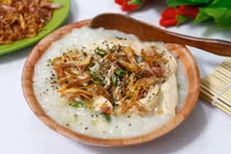 Cách nấu cháo gà hạt sen nóng hổi, bổ dưỡng siêu đơn giản