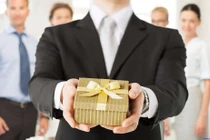 Quan chức về hưu không được kinh doanh lĩnh vực mình quản lý