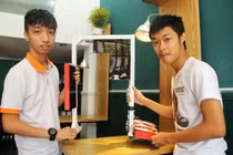 Máy chụp hình người vượt đèn đỏ