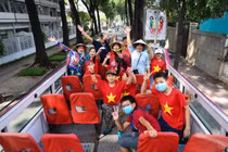 Du lịch tính kế "sống chung" với dịch