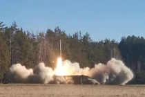 Quân Nga chiếm thành phố Izyum, phá hủy kho nhiên liệu lớn của quân đội Ukraina ở Kharkov