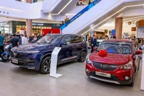 VinFast khai trương showroom 3S mới tại Vincom Mega Mall Ocean Park