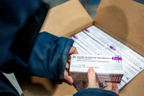 800.000 liều vaccine Covid-19 ở TP.HCM sẽ được tiêm cho ai?