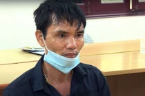 Kẻ bạo hành khai từng tát con 6 tuổi văng khỏi giường