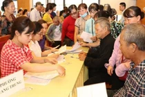 Tùy theo thời gian đóng bảo hiểm thất nghiệp mà người lao động được nhận mức hỗ trợ từ 1,8 triệu đồng đến 3,3 triệu đồng (Ảnh: Hoàng Mạnh).