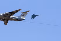 Sư đoàn Mãnh hổ Syria huấn luyện diễn tập đổ bộ đường không 