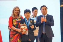 Học sinh Việt Nam vô địch môn thi Khoa học kỳ thi IMSO 2019