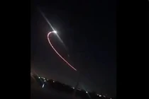 Iraq: Video hệ thống phòng không C-RAM của Mỹ đánh chặn rocket ở Baghdad 