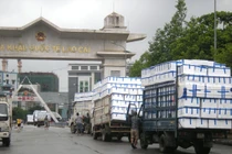 Lùi hạn mở cửa khẩu tới cuối tháng 2: Khẩn trương điều tiết sản xuất