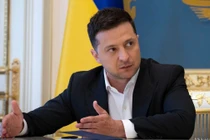 Tổng thống Ukraine kêu gọi đàm phán với Nga, sau khi tuyên bố cắt đứt quan hệ ngoại giao