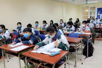 Phụ huynh Hà Nội 'trăm phương nghìn kế' nghĩ cách trông con nghỉ học