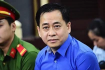 Hé lộ danh tính vị lãnh đạo nhận quà của Vũ ‘Nhôm’