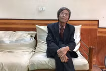 Thơ là sân chơi cho người có tuổi