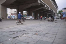 Gạch lát vỉa hè độ bền nửa thế kỷ nứt vỡ sau 2 năm