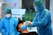 TP.HCM tìm người tới quán hủ tiếu trước chung cư Diamond Riverside