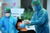 TP.HCM tìm người tới quán hủ tiếu trước chung cư Diamond Riverside