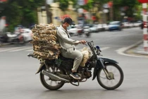 Đo kiểm khí thải 5.000 xe máy cũ tại Hà Nội được thực hiện thế nào?