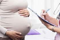 Đau thần kinh tọa do thoát vị đĩa đệm khi mang thai