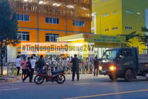 Đồng nghiệp nhiễm nCoV, công nhân tháo chạy khỏi công ty