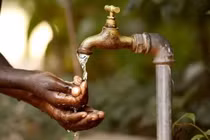 Thiết bị mới làm sạch nước mặn nhanh hơn hàng nghìn lần so với thiết bị công nghiệp tiêu chuẩn