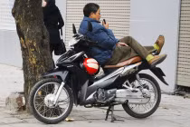 Xe ôm Hà Nội phải đăng ký để có thẻ hoạt động