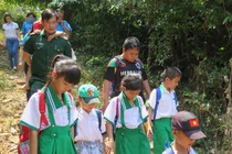 Gieo khát vọng giữa biển Tây