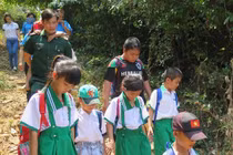 Gieo khát vọng giữa biển Tây