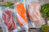 Thêm người nhập viện vì ngộ độc botulinum, chuyên gia Bộ Y tế lưu ý trào lưu "hút chân không" thực phẩm