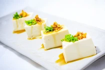 Đậu phụ nấu hoa dưỡng huyết