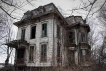 Ngôi nhà bị bỏ quên