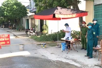 Phong tỏa Trung tâm Y tế huyện Tiên Lữ vì có 2 cán bộ dương tính