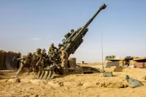 Quân đội Mỹ diễn tập bắn đạn thật bảo vệ “mỏ dầu” ở Syria