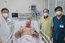 Cứu cơ trưởng người Úc bị nhồi máu cơ tim trước khi lên máy bay