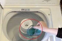 Nước súc miệng làm sạch máy giặt