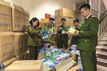 Lực lượng QLTT xử lý hơn 66.000 vụ vi phạm hàng giả, hàng nhái trong năm 2020