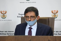 Bộ trưởng Thương mại Nam Phi mắc COVID-19