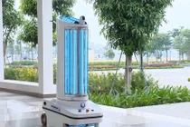 Robot khử khuẩn thông minh