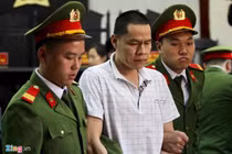 Mẹ nữ sinh giao gà xin tòa một ân huệ