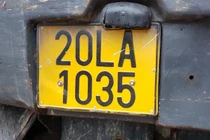 Xe kinh doanh vận tải dùng biển số màu vàng từ 1/8