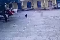 Nữ tài xế quệt trúng bé trai