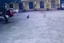 Nữ tài xế quệt trúng bé trai